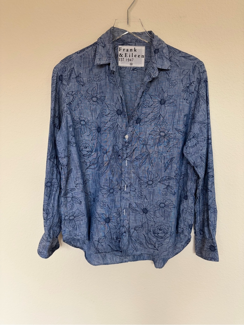 Frank & Eileen Button Up Shirt - Navy and Blue Floral Linen | XS